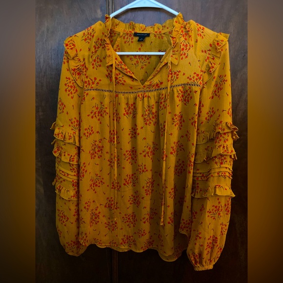 Ann Taylor Floral Ruffle Peasant Blouse - Picture 2 of 3
